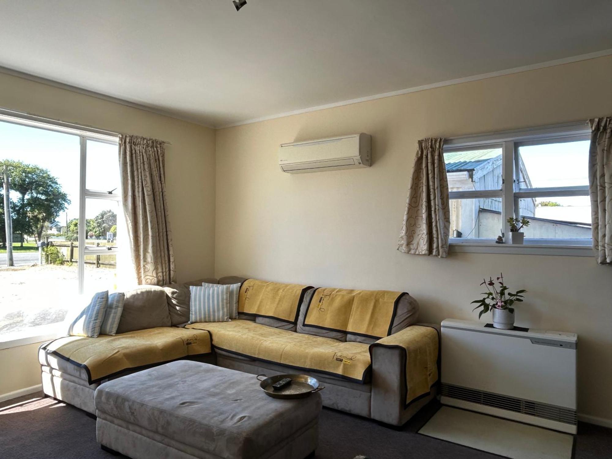 Chill & Delight Suites Westport Ngoại thất bức ảnh